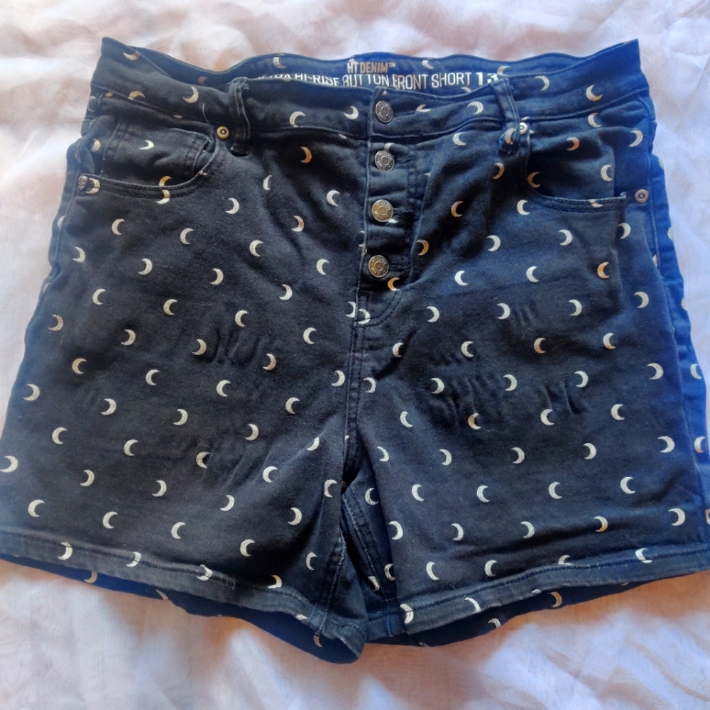Hot Topic Moon Denim Shorts Button Fly